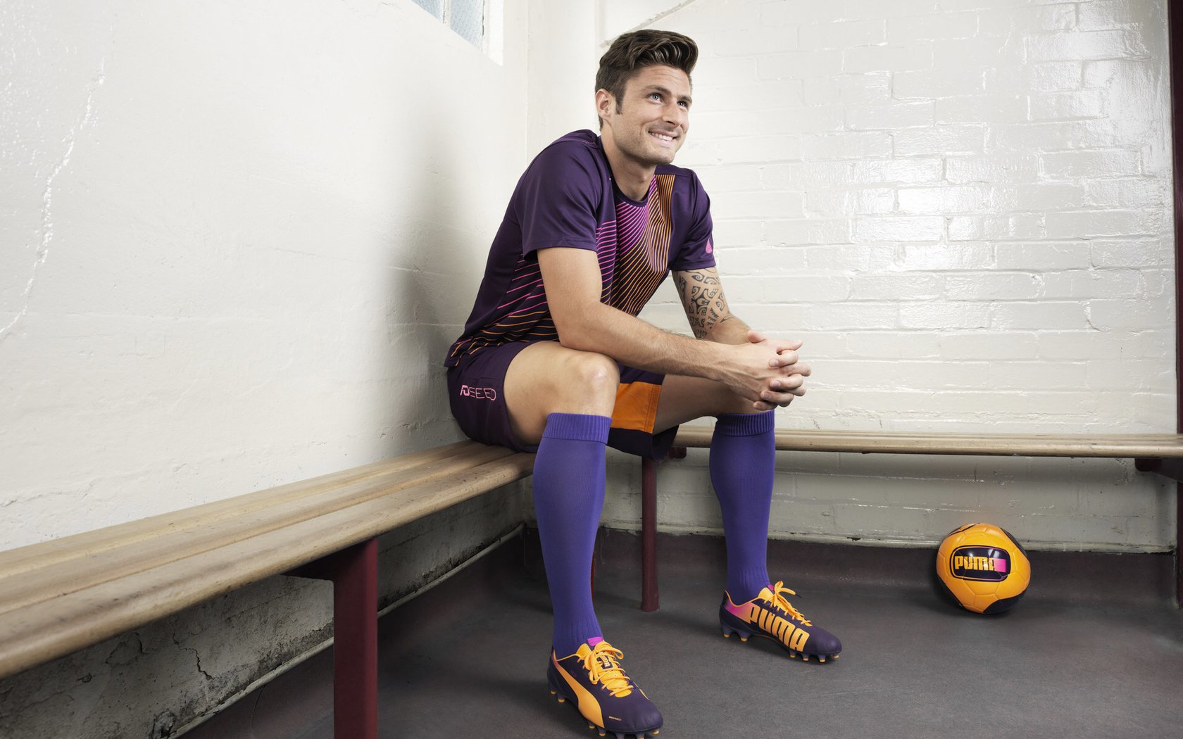 九游下载官方正版-安德森的跨国球探网络为俱乐部提供了更多优质候选人，球星安德森